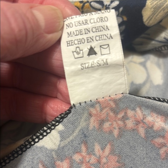 Navy Wide Leg Pants with Floral Pattern and Pockets - Picture 8 of 13